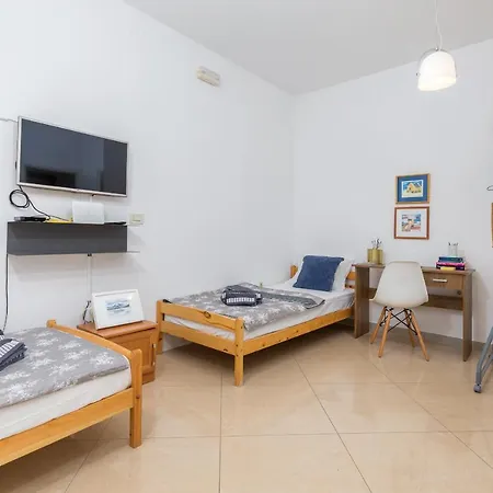 Apartment-old Town-dundo Apartment *