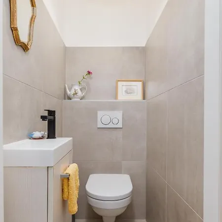 Apartment-old Town-dundo *