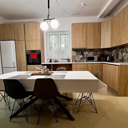 Apartment-old Town-dundo *