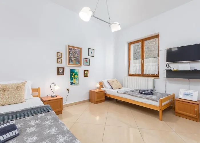 Apartment-old Town-dundo *