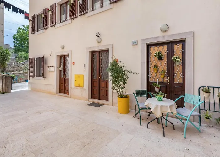 Apartment-old Town-dundo