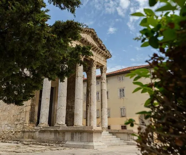 Apartment-old Town-dundo Apartment Pula