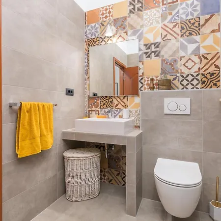 Apartment-old Town-dundo プーラ